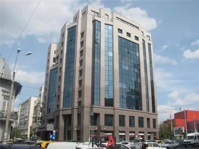Muntenia Business Center - birouri de la 13,5 mp
