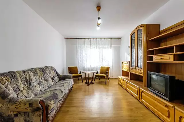 Apartament luminos cu 2 camere