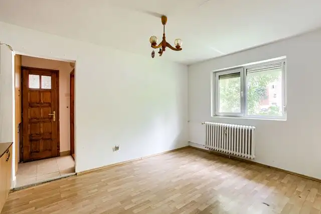 Rezervat Apartament cu 2 camere la parter in Vlaicu