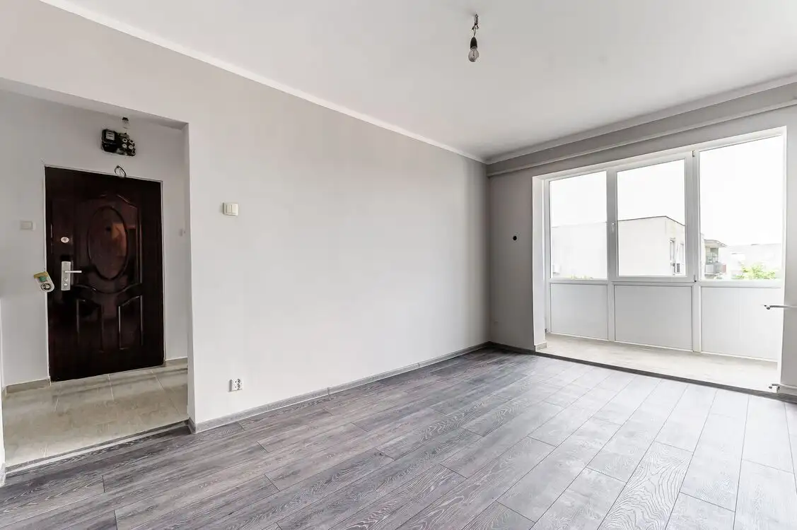 Apartament cu 2 camere, renovat, in Vlaicu