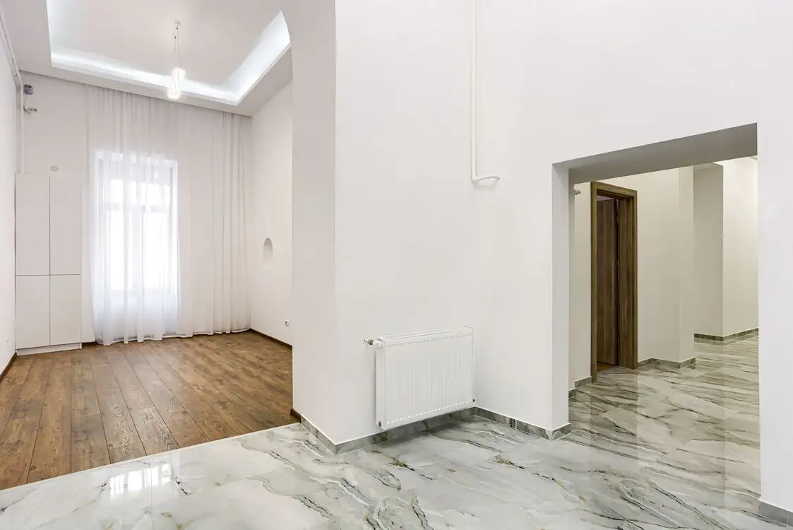 Apartament cu 3 camere zonă Ultracentrală etaj 1