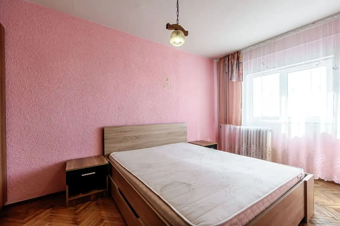 REZERVAT! Apartament spatios - 2 camere – 76 mp - Vlaicu, Arad