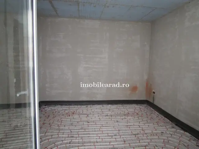 Vand apartament complet decomandat in bloc nou, etaj 2, Micalaca