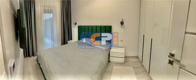 Inchiriez penthouse 2 camere, Adora+parcare