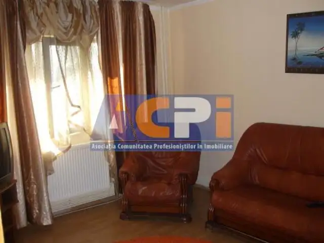 Inchiriere Apartament zona CORA, Bacau