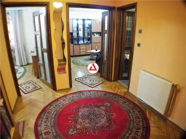 Apartament 2 camere decomandate, impecabil, Centru, Bacau