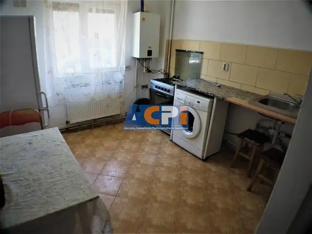 Inchiriere apartament 3 camere, regim hotelier Stefan cel Mare, Bacau