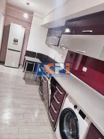 Apartament 3 camere, zona Nord