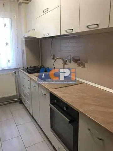 Apartament 3 camere, zona Cornisa Bistritei