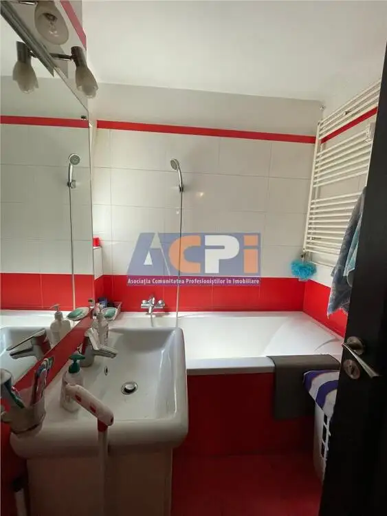 Apartament 2 camere, statia Metrou Eroii Revolutiei