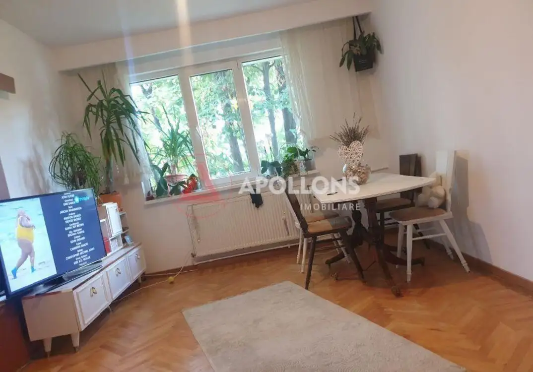 Apartament luminos cu 2 camere in zona Dna Ghica