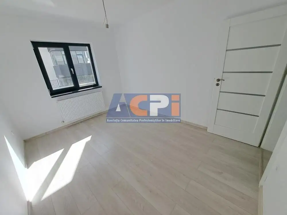 De vanzare apartament 3 camere, decomandat, MUTARE IMEDIATA, Popas Pacurari