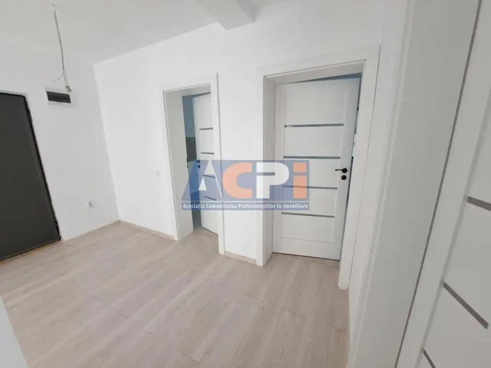 De vanzare apartament 3 camere, decomandat, MUTARE IMEDIATA, Popas Pacurari