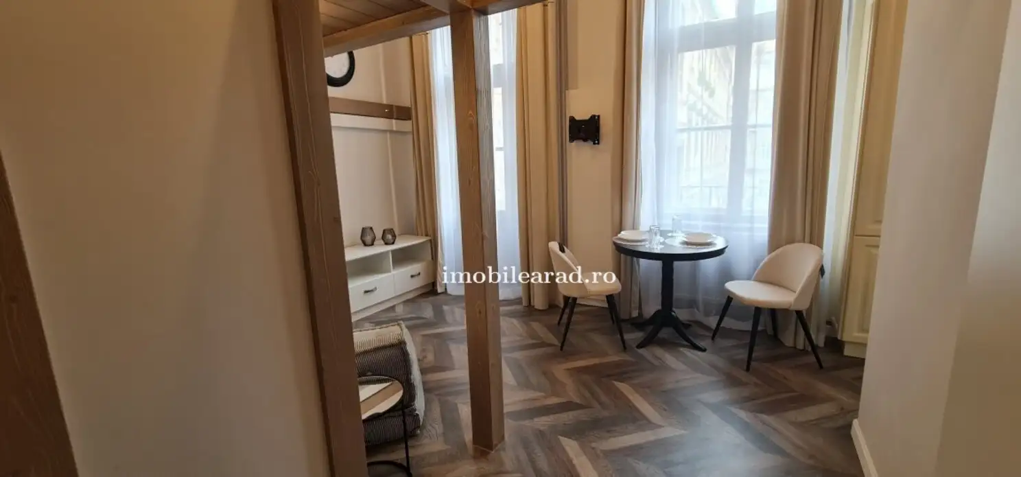 Apartament exclusivist la cheie, et.1, km 0 Arad, amenajat cu designer in stil unic-TUR VIRTUAL