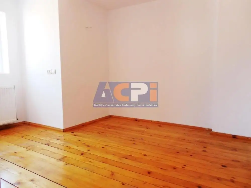 Inchiriere Apartament singur pe etaj in Vila Aviatorilor, Bucuresti