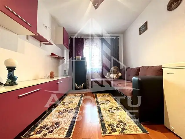 Apartament cu 2 camere, renovat complet, zona Girocului