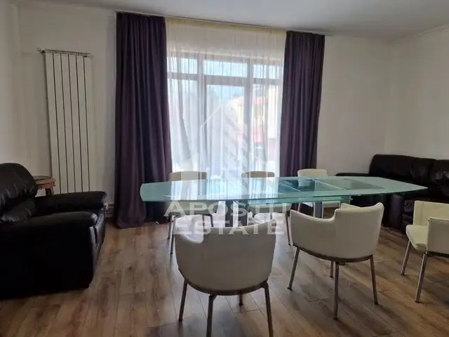 Apartament 3 camere 80 mpu semidecomandat zona Parneava Pet Friendly