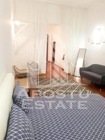 Apartament cu 2 camere , 66 mp , centrală proprie, zona Ultracentrala