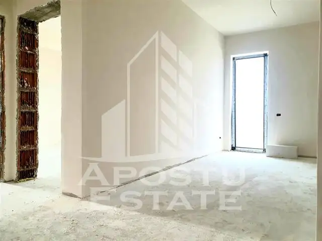 Apartament cu 1 camera, bucatarie inchisa in zona Unitatii Militare