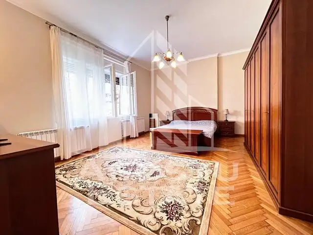 Apartament exclusivist cu 3 camere in zona Medicinei