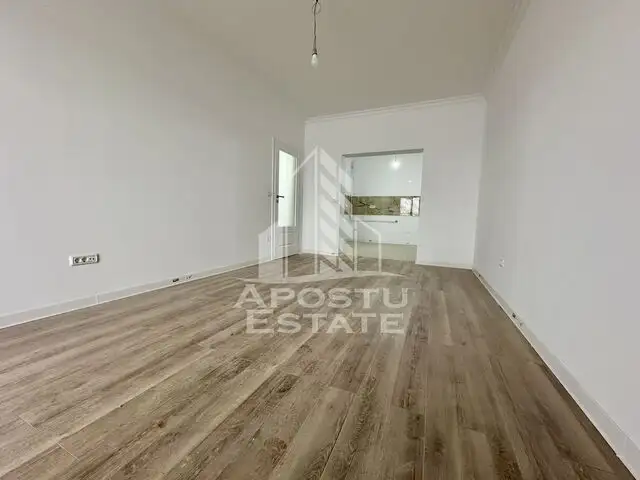 Apartament cu 2 camere, decomandat, gradina proprie, zona Planetelor