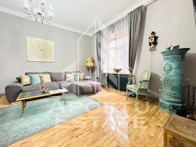 Apartament exclusivist, etaj intermediar situat in Piata Maria