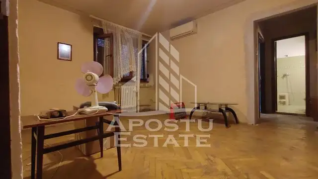 Apartament cu 2 camere, 48mp, Semidecomandat, in zona UTA