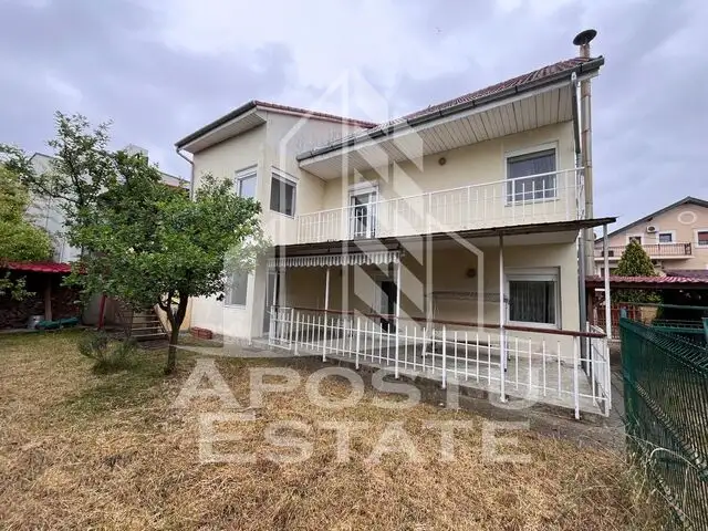 Casa individuala cu 7 camere,  P+M, zona Calea Martirilor