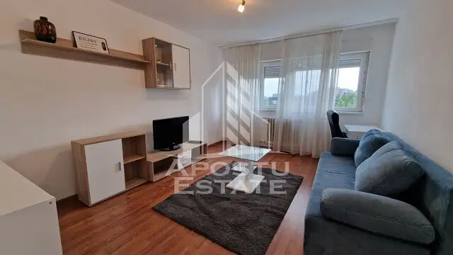 Apartament 2 camere, decomandat,  etaj intermediar, langa Iulius Mall