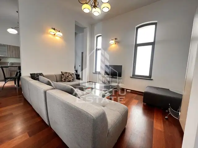 Apartament cu 3 camere pe 2 nivele, etajul 2, Piata Unirii