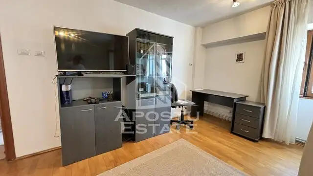 Apartament cu 3 camere, centrala proprie, Simion Barnutiu