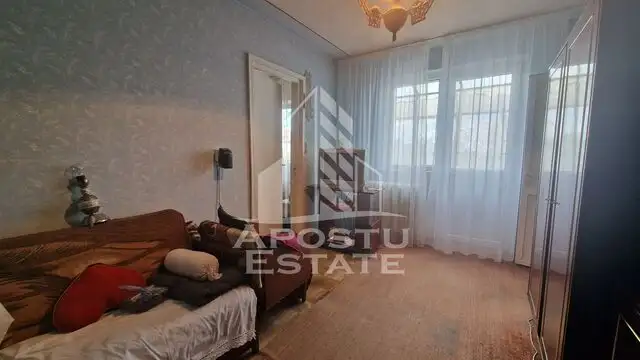 Apartament cu 2 camere, zona Dacia