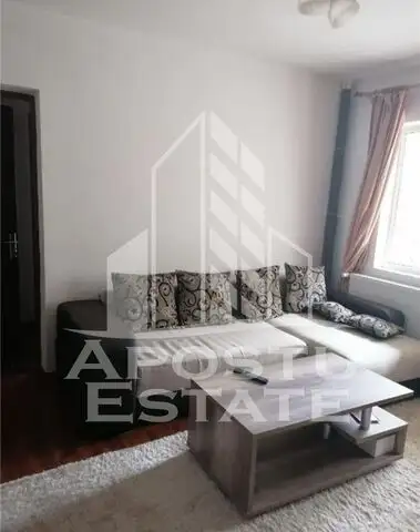 Apartament cu 3 camere, etajul 2, zona Take Ionescu