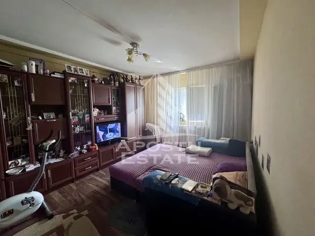 Apartament cu 2 camere, mobilat, zona Aradului