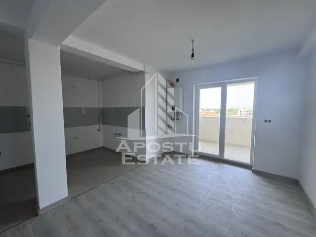 Apartament nou cu 3 camere, finisat, zona Torontalui