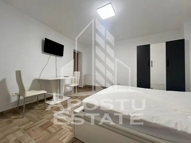 Apartament cu o camera la casa, centrala proprie, zona Ronat