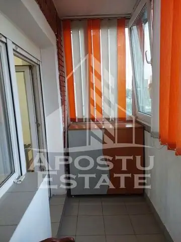 Apartament cu o camera de inchiriat