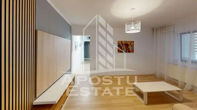 Apartament decomandat  zona Lidia etaj 2