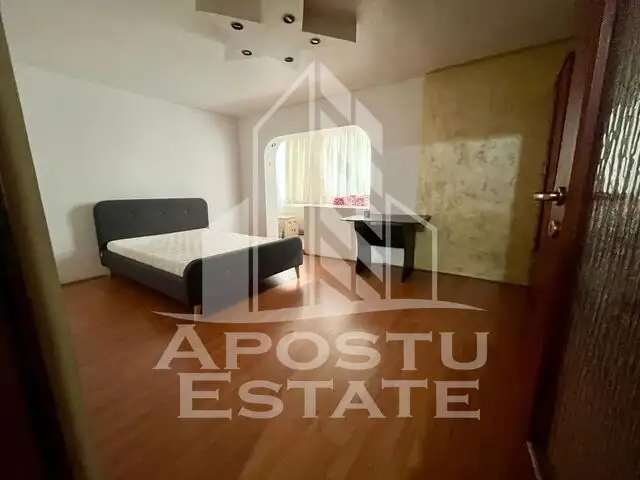 Apartament 2 camere,centrala proprie,decomandat,zona Soarelui