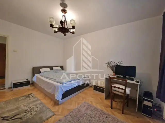 Apartament 2 camere, etaj 1, centrala proprie, zona Circumvalatiunii