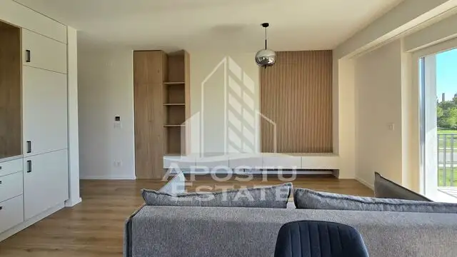 Apartament 2 camere, Open space, 1 Loc de parcare