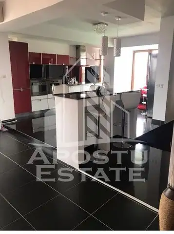 Apartament pethouse, cu terasa generoasa etaj intermediar in Balcescu