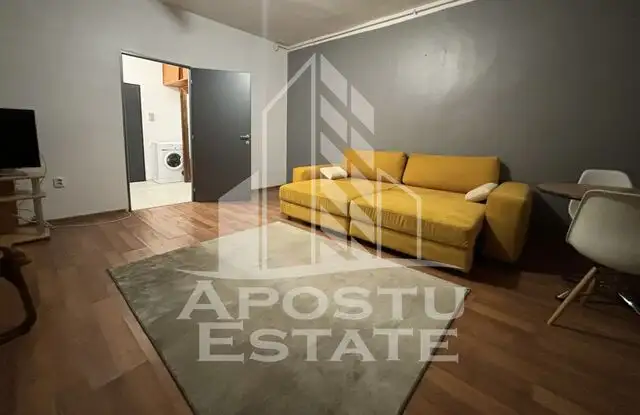 Apartament cu o camera, centrala proprie, renovat,Complexul Studentesc