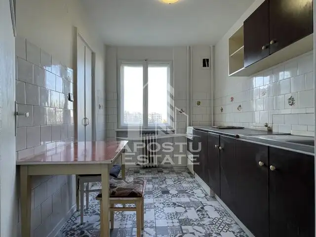 Apartament 3 camere langa Nokia cu garaj pet friendly