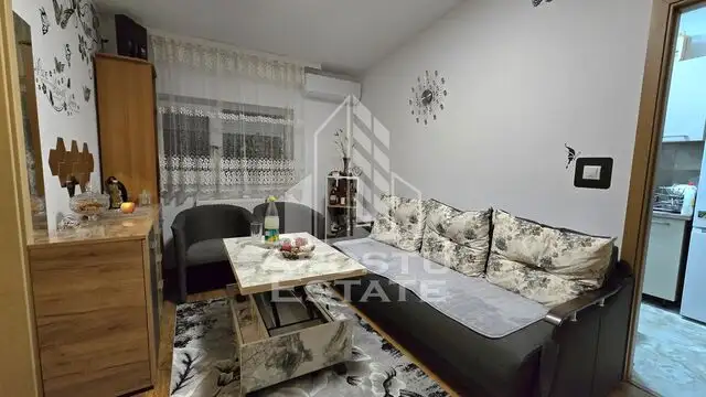 Apartament cu 2 camere, centrala proprie, zona Lipovei