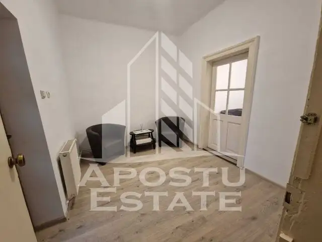 Apartament zona Balcescu spatiu de birouri