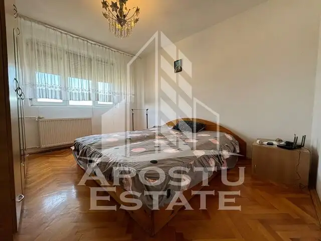 Apartament cu 2 camere, zona Girocului