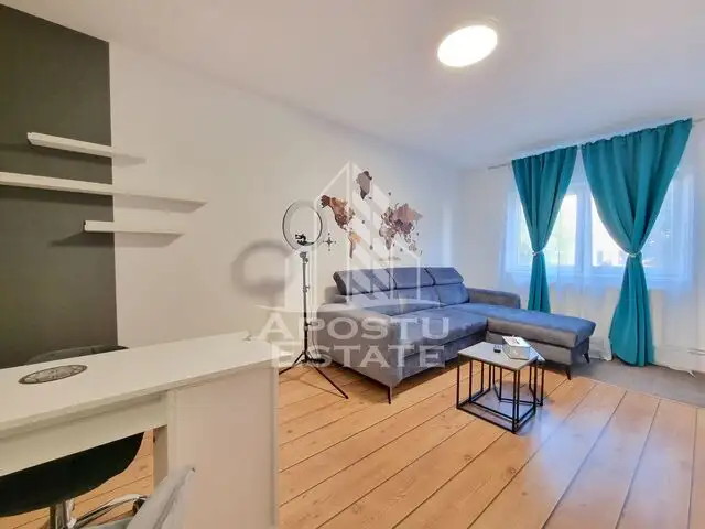 Apartament 2 camere, etaj intermediar, zona Calea Lipovei