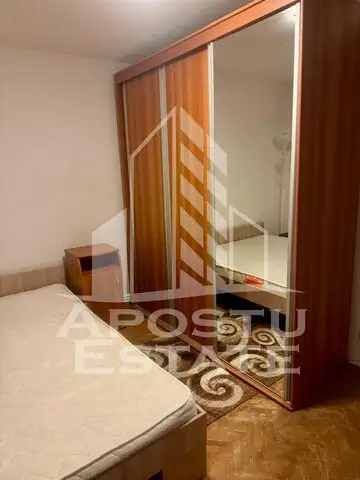 Apartament 2 camere,decomandat,centrala proprie,zona Girocului