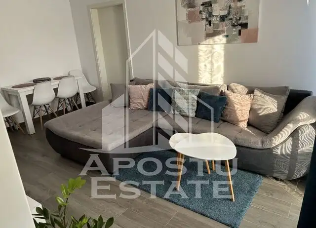 Apartament cu 2 camera, parter, loc de parcare privat, zona Girocului